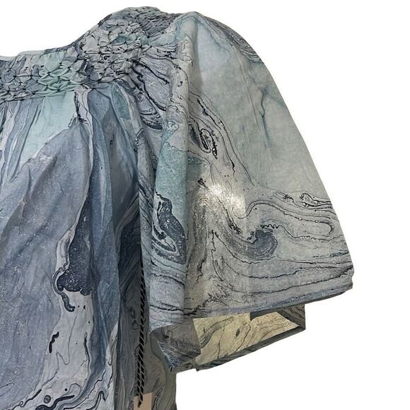 St Roche Honeycomb Top Blue Watercolor Smocked Keyhole Cotton Size Small NWT - Picture 5 of 15